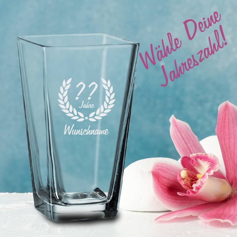 Vase zum Geburtstag mit Deinem Wunschnamen - Dein Wunschjahr von Trendgravur