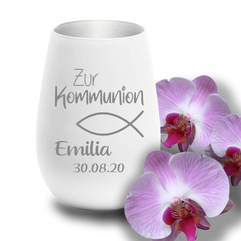 Windlicht mit Gravur weiss-silber zur Kommunion Symbol Fisch von Trendgravur