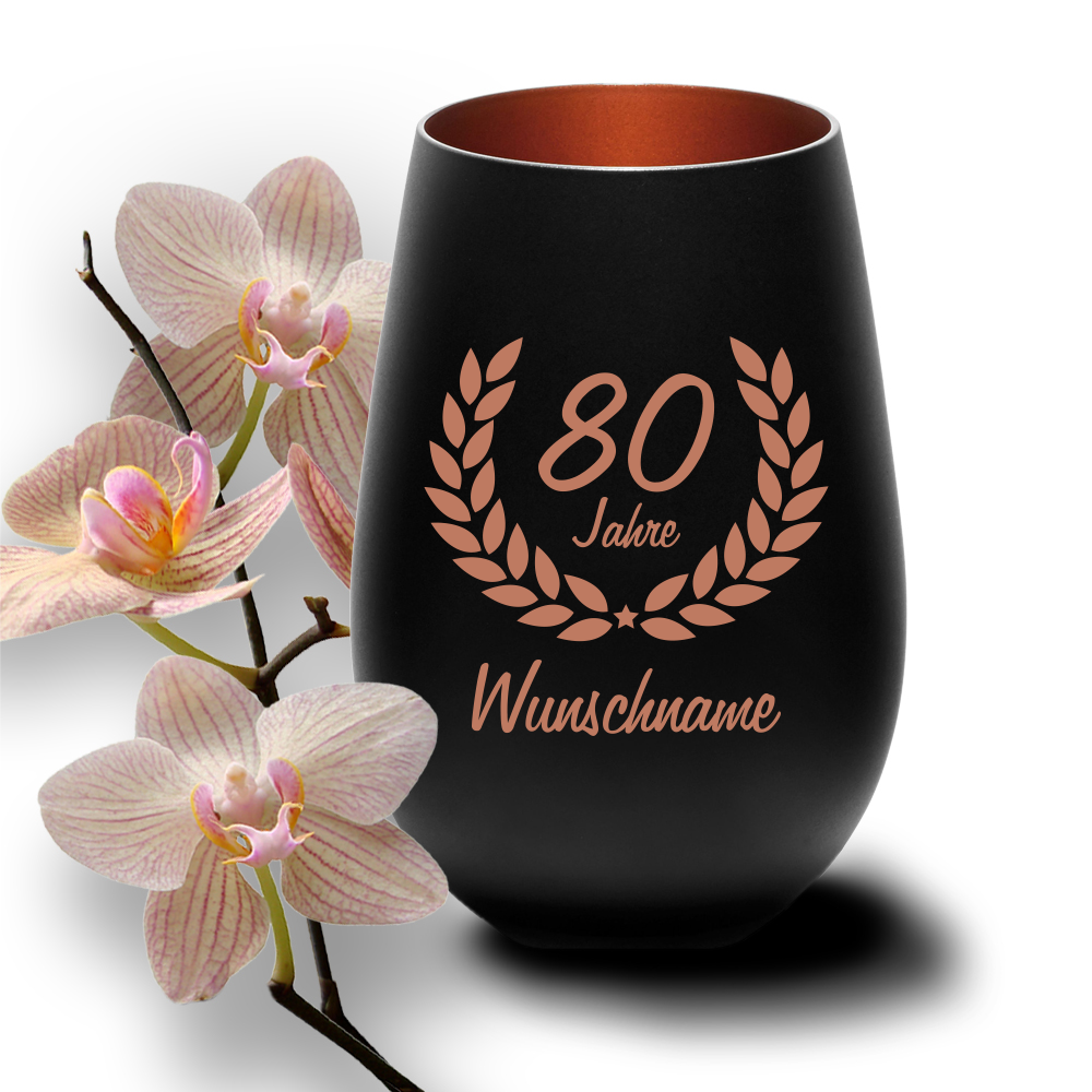 Windlicht zum 80. Geburtstag mit Wunschnamen schwarz-bronze Windlicht zum 80. Geburtstag mit Wunschnamen schwarz-bronze von Trendgravur
