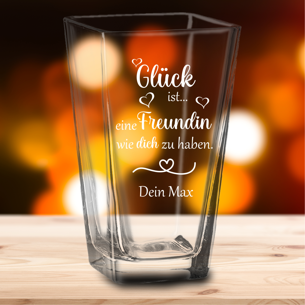 personalisierte Vase Glück ist eine Freundin... mit Deinem... von Trendgravur