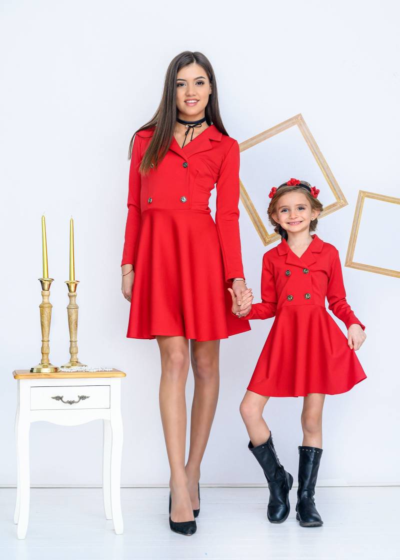 2Er Set Mama Und Ich Outfits Rotes Kleid Revers Mutter Tochter Passendes Weihnachts Outfit Fit Flair Foto Boost von TrendyBG