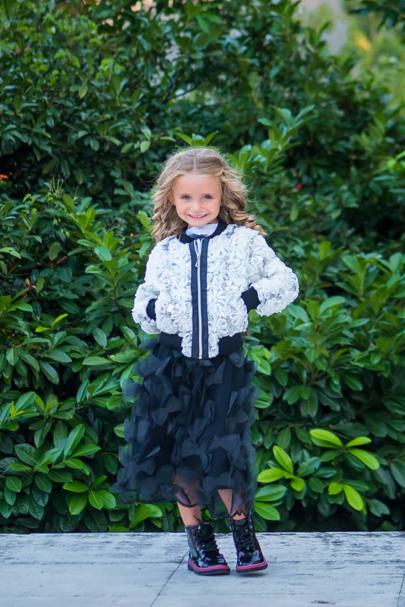Mädchen Bomber Weiße Blazer Pailletten Jacke 3D Blumen Mama Und Ich Outfits Glänzende Mädchen Bomber Weiße Blazer Pailletten Jacke 3D Blumen Mama Und Ich Outfits Glänzende von TrendyBG