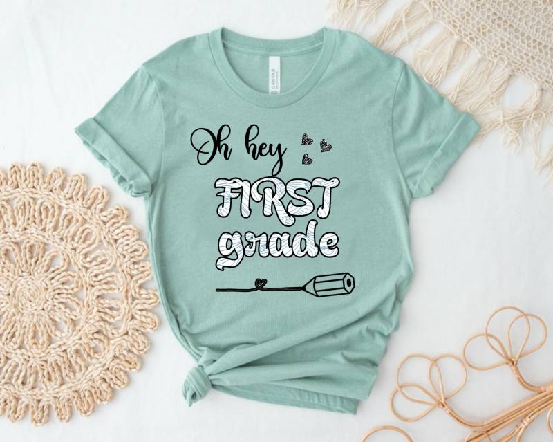 Oh Hey Erstklässler Lehrer T-Shirt, Hallo Shirt, 1.klasse Team Grundschule T-Shirt von TrendyBee92