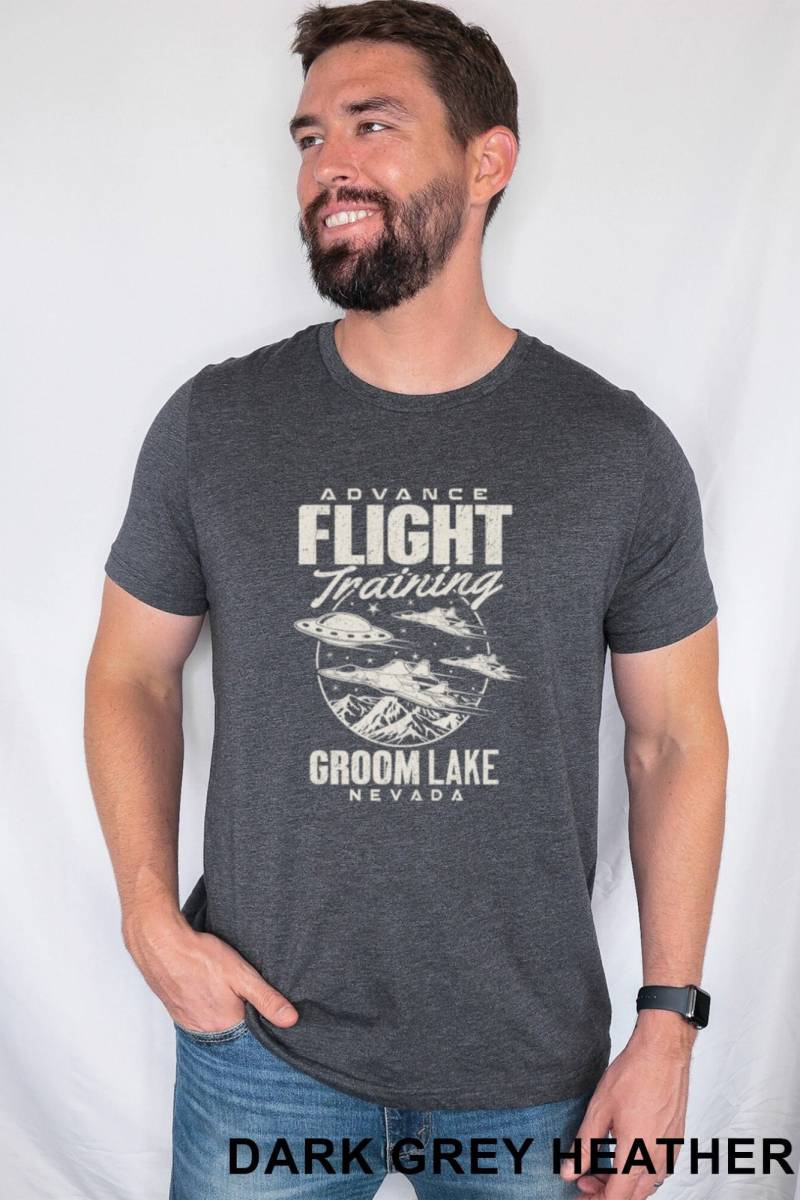 Ufo Jäger Ich Will Glauben Bereich 51 Pilot Bräutigam See Alien Unisex Jersey Kurzarm T-Shirt von TrendyFindsCo