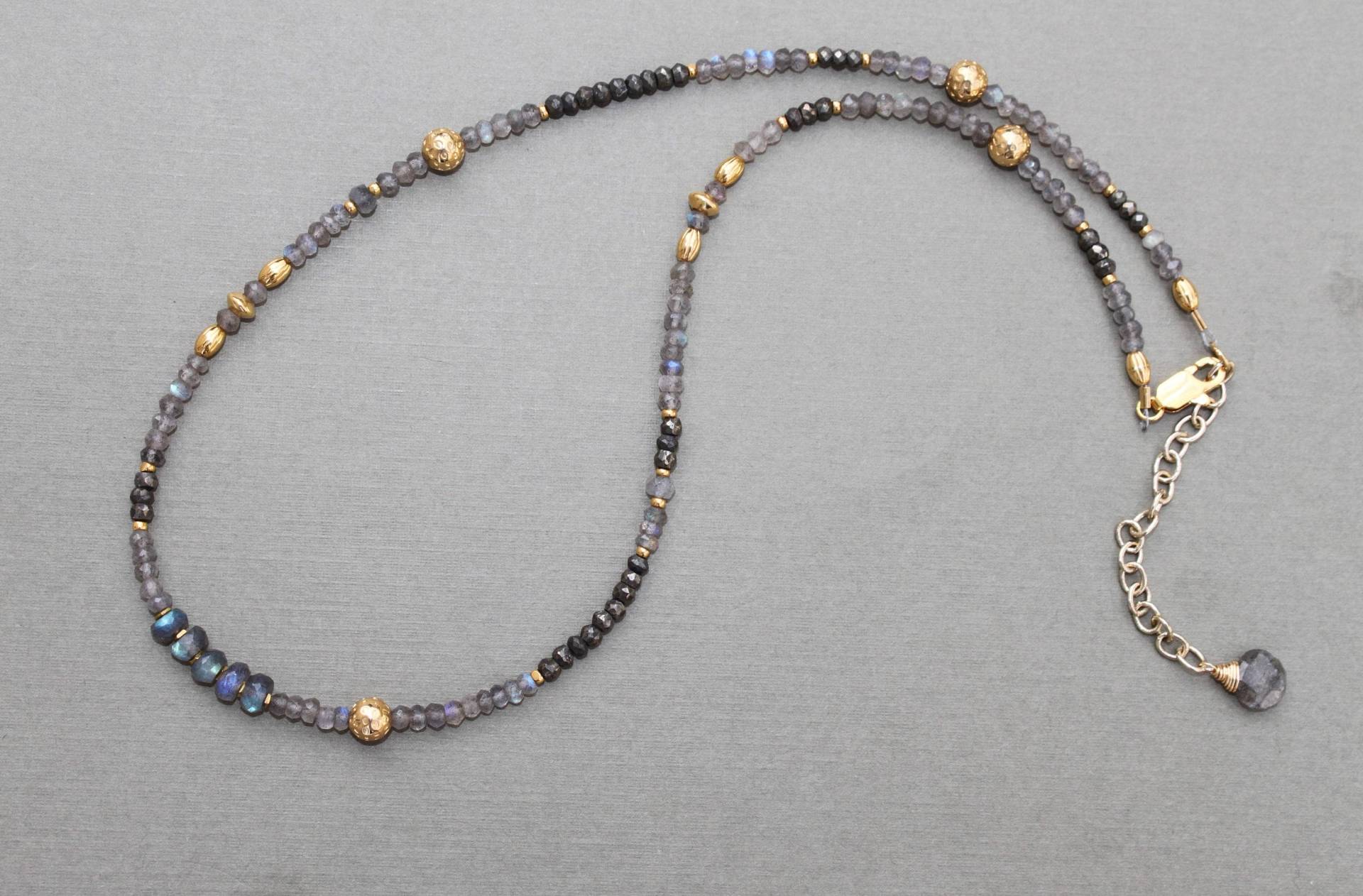 Labradorit Pyrit Gold Messing Handgefertigte Edelstein Perlen Halskette Sundance Style Labradorit Pyrit Gold Messing Handgefertigte Edelstein Perlen Halskette Sundance Style von TresJolieJewels