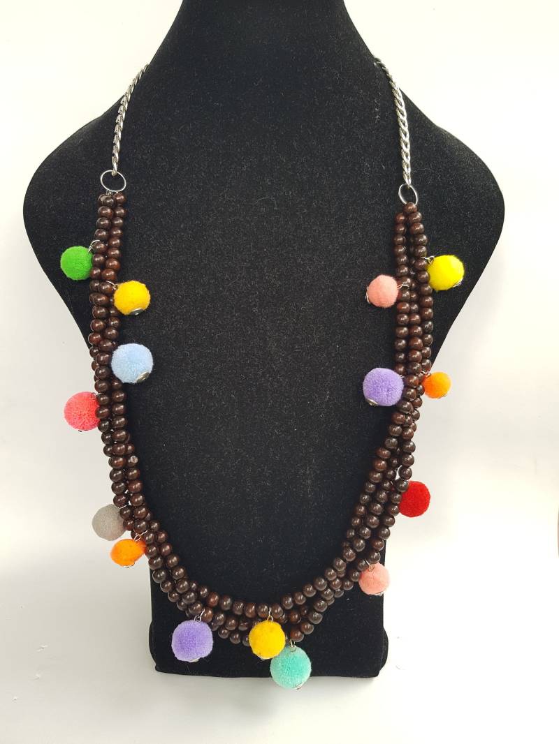 Hippie Chic Halskette, Pom Lange Sommer Halsband, Holz Boho von TresJoliePT