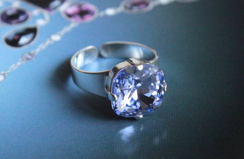 Kissengeschliffener Swarovski-Kristall in Der Provence Lavendel 12 Mm von TresaJewelry