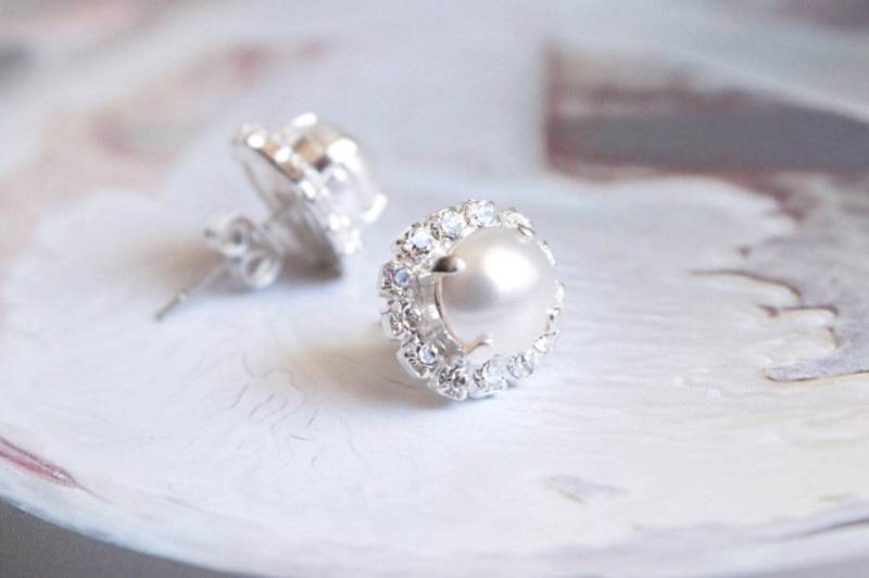 Swarovski Crystal Halo Ohrstecker in Perle Und Klarem Kristall von TresaJewelry