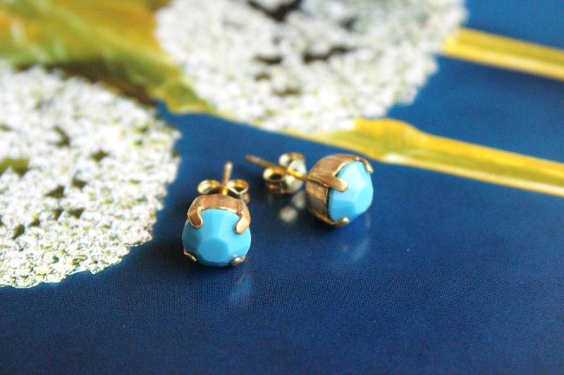 Swarovski Kristall Ohrstecker in Türkis von TresaJewelry