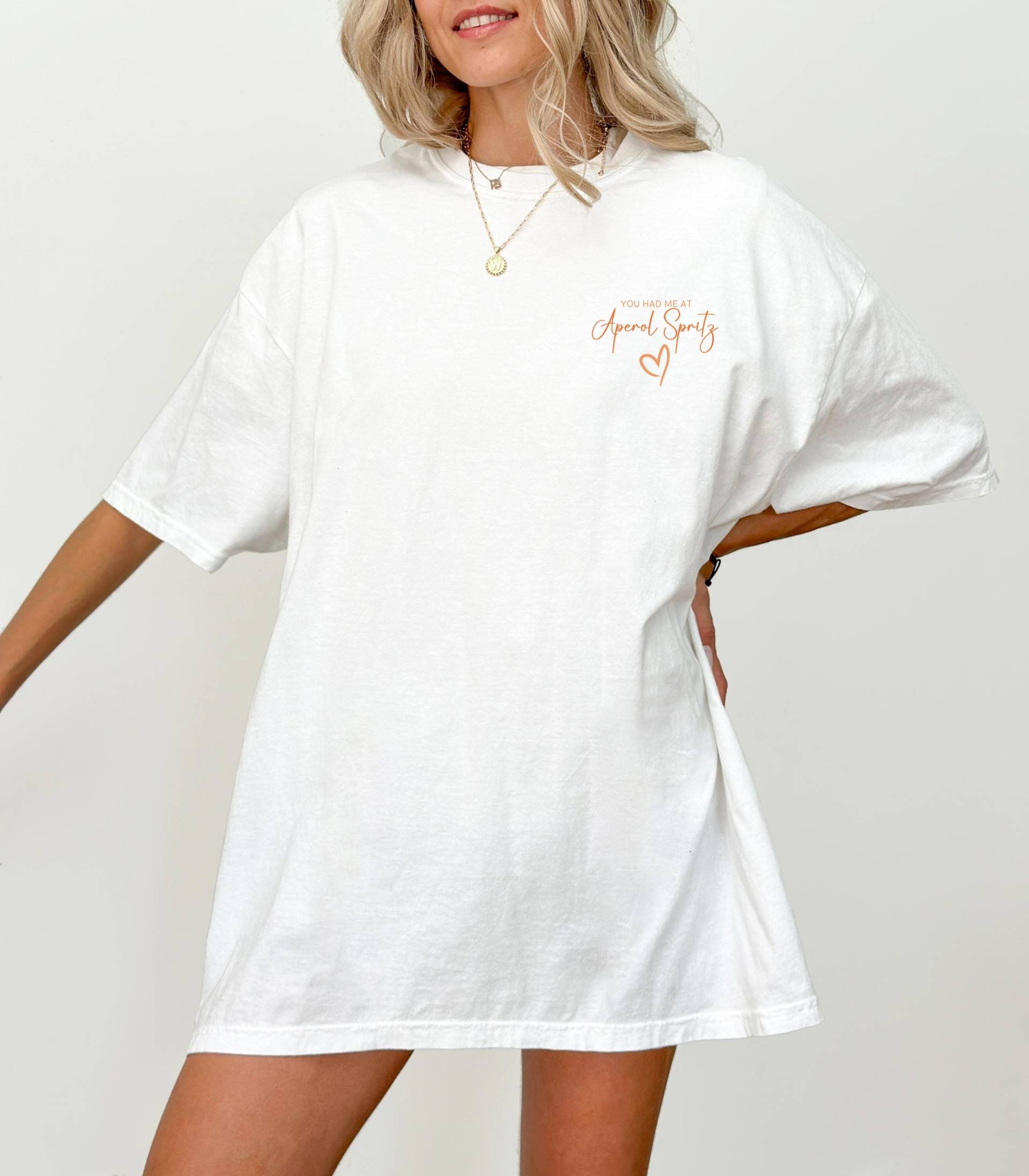 T-Shirt You Had Me At Aperol Spritz, Herz, Drinks, Geschenk Für Freund Freundin, Good Vibes, Personalisiertes Design von TresjolieDesignshop