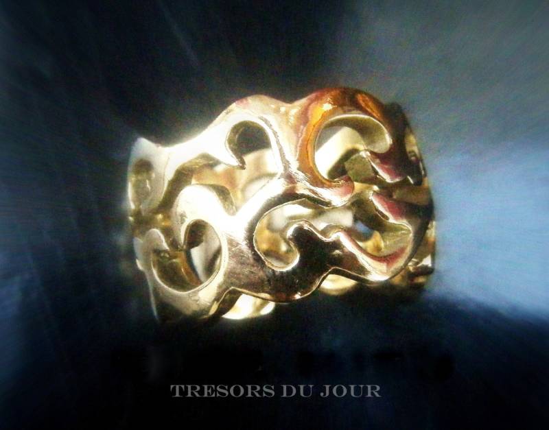 Ehering Einzigartig Rechte Hand Ring Cutout Damast Band Statement Roségold Arabeske Groß Massiv Goldring Ehering Einzigartig Rechte Hand Ring Cutout Damast Band Statement Roségold Arabeske Groß Massiv Goldring von TresorsDuJour