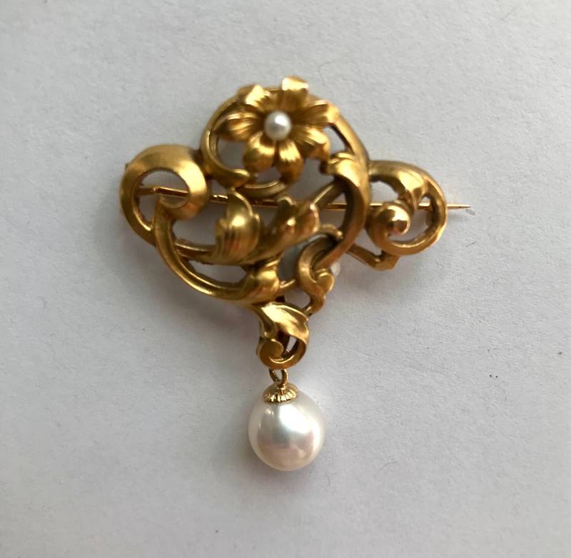 Jugendstil Vintage Brosche Anstecknadel 18K Gold Blumenstrauß Blumenbrosche Mit Perle Tropfen von TresorsDuJour