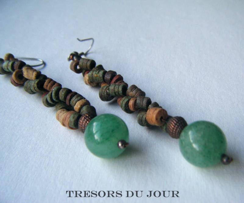 Vintage Aventurin Perlen Ohrringe Gold Kupfer Baumbild Ohrringe Lange Aussage Grün Jadeit Keramik Scheibe Perle von TresorsDuJour