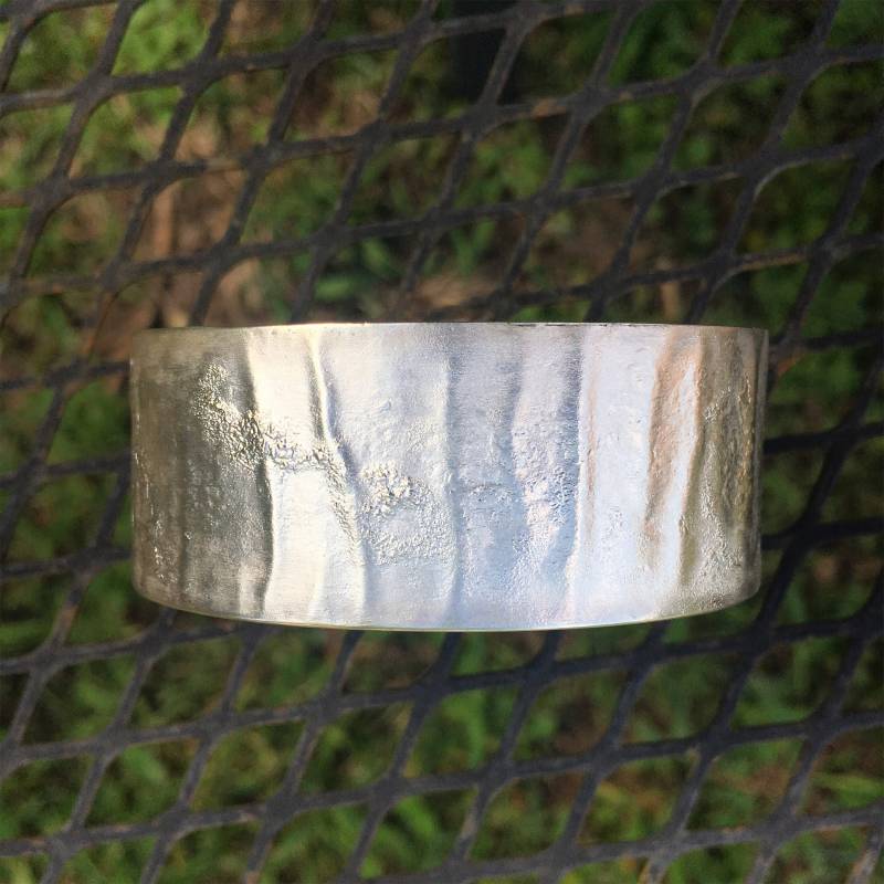Manschettenarmband Aus Sterlingsilber, 18 Gauge, Vergoldet Und Retikuliert Manschettenarmband Aus Sterlingsilber, 18 Gauge, Vergoldet Und Retikuliert von TressPearceDesigns