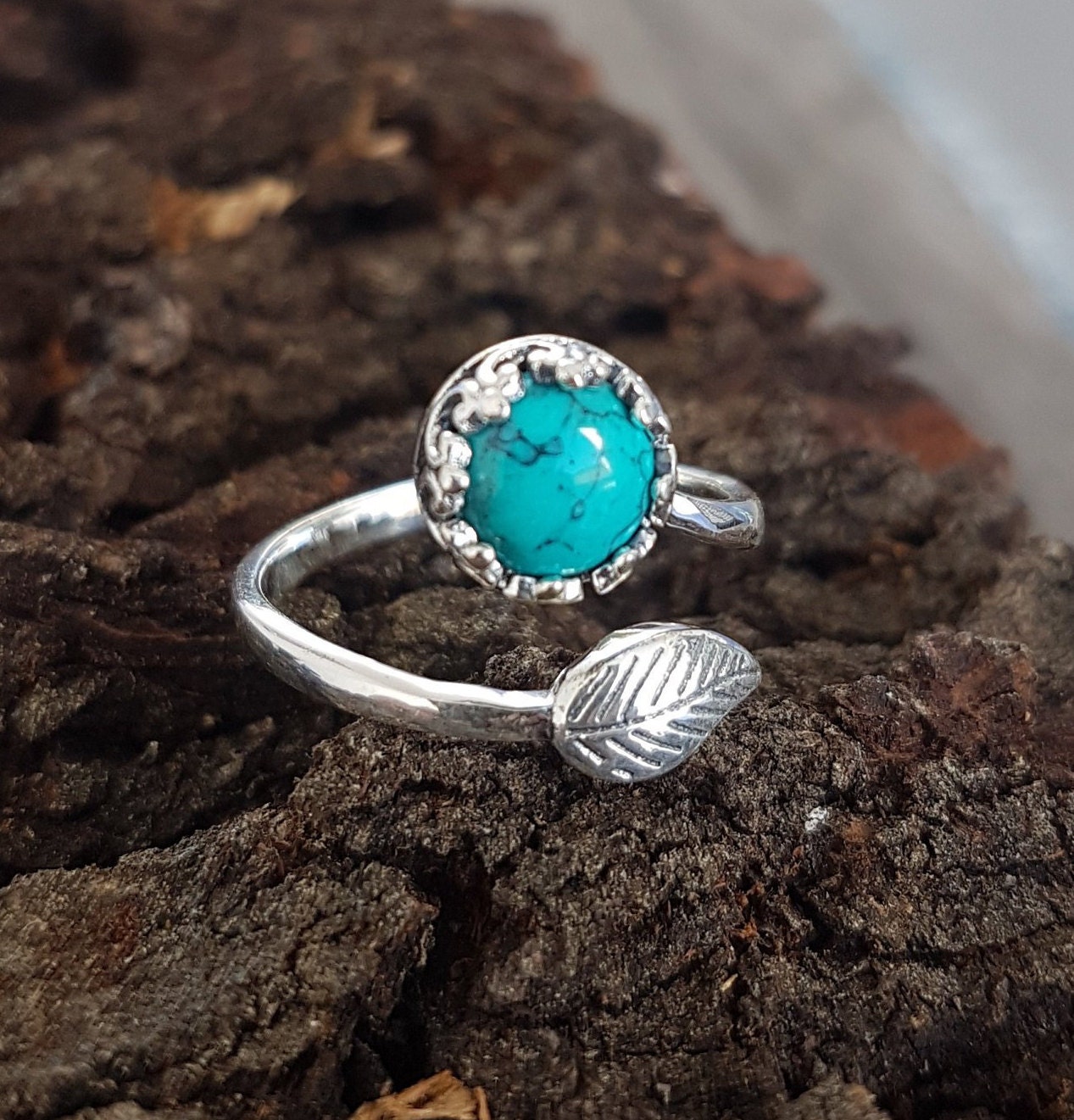 Türkisfarbener Silberring Sterling Silber-Ring Turquoise Verstellenden Ring Boho Umhüllt Zierliche Cocktail Daumen Spitze Minimal Türkisfarbener Silberring Sterling Silber-Ring Turquoise Verstellenden Ring Boho Umhüllt Zierliche Cocktail Daumen Spitze Minimal von TribDesign