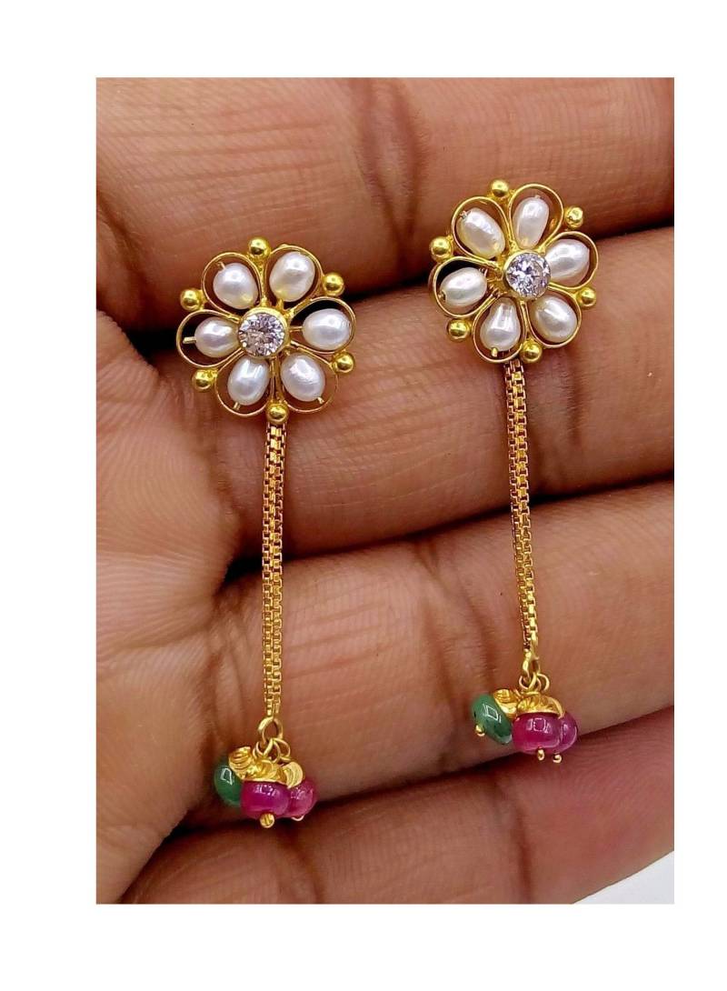 Fabelhafte Blume Form Echte Perle 22Kt Gelb Gold Handgefertigte Ohrstecker Mit Baumelnden Farbe Stein Damen Mädchen Schmuck von TribalOrnaments