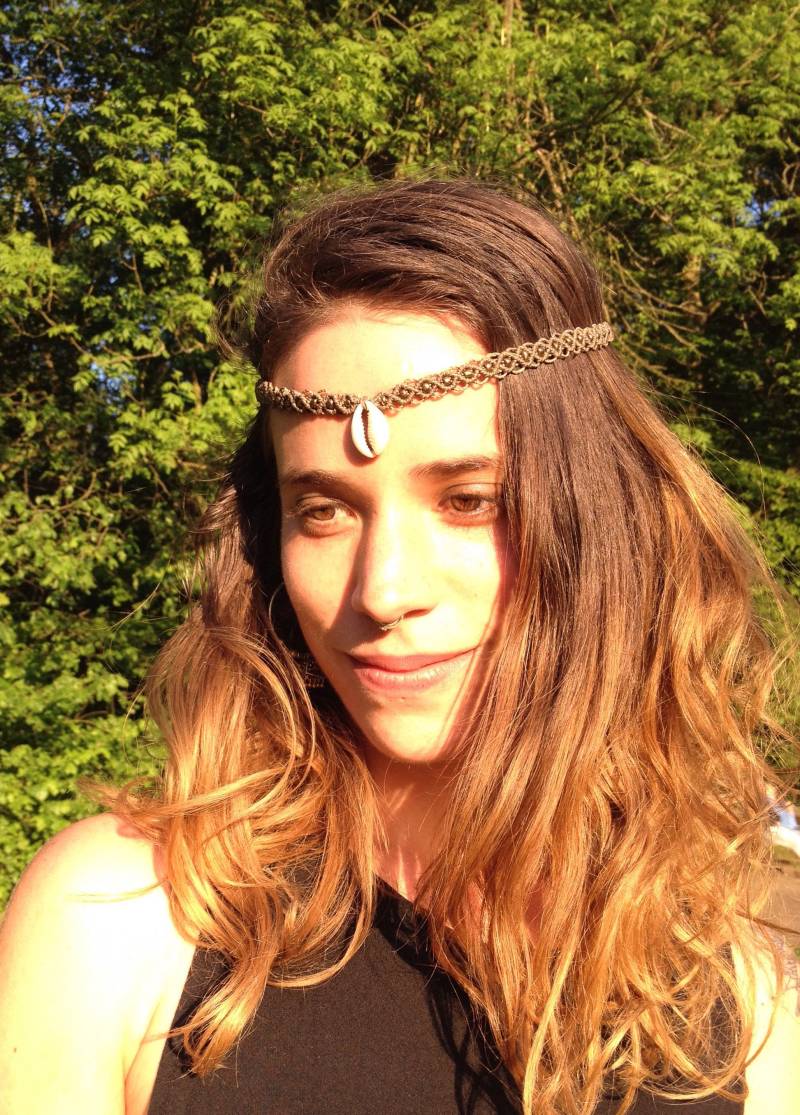 Handmadeshaktis Headpiece Summer Dream Beautyful Third Eye Native Feeling Intuition Macrame Shell Tiara Gipsy Bohemian Boho Hippie Chic Love von TribaliGitana