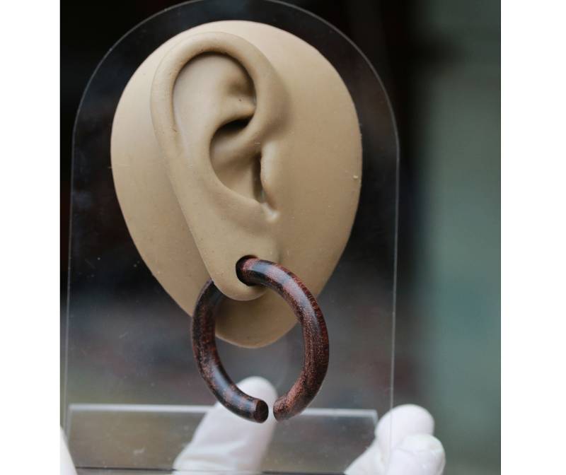 Aktion Sono Holz Creolen Plugs Piercing Schmuck Handgemacht.preis Pro Paar von Tribalisland