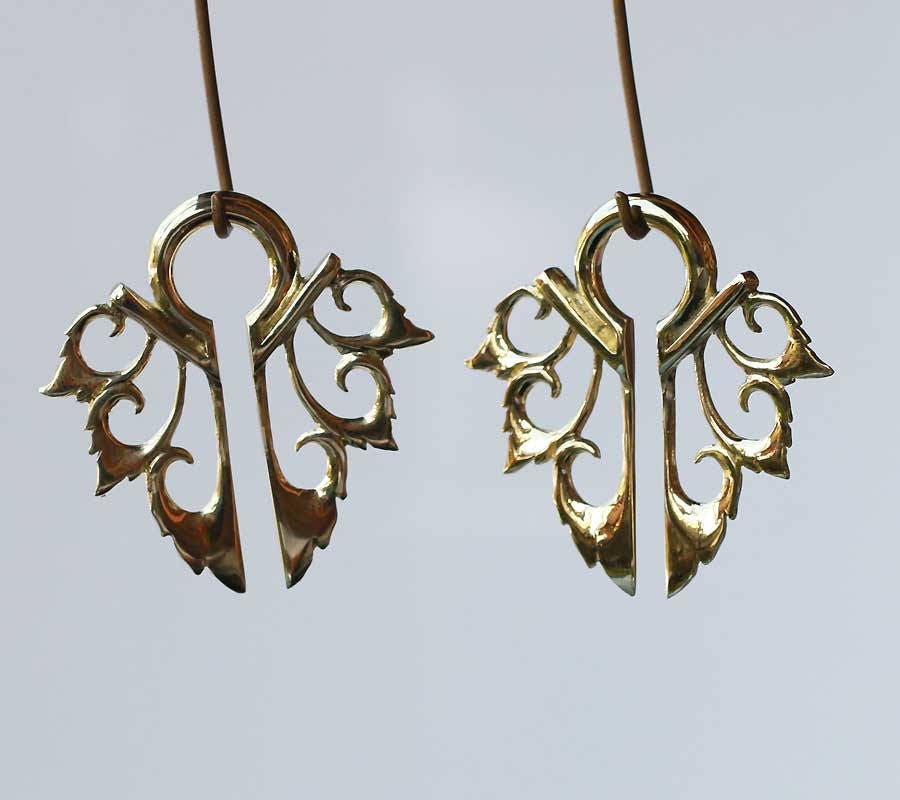 Messing Ohr Gewichte Bali Floral Körper Schmuck | 21 Mm Minimum Messing Ohr Gewichte Bali Floral Körper Schmuck | 21 Mm Minimum von Tribalisland