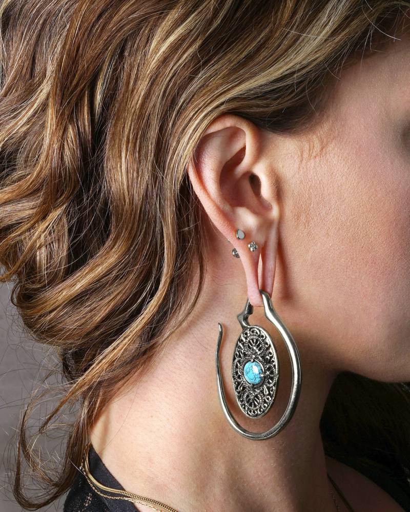 Aurora Ohrgewichte Mit Türkis Für Gedehnte Ohren 4mm/6G, Boho Ohrringe, Preis Pro Einzeln Aurora Ohrgewichte Mit Türkis Für Gedehnte Ohren 4mm/6G, Boho Ohrringe, Preis Pro Einzeln von Tribulondon