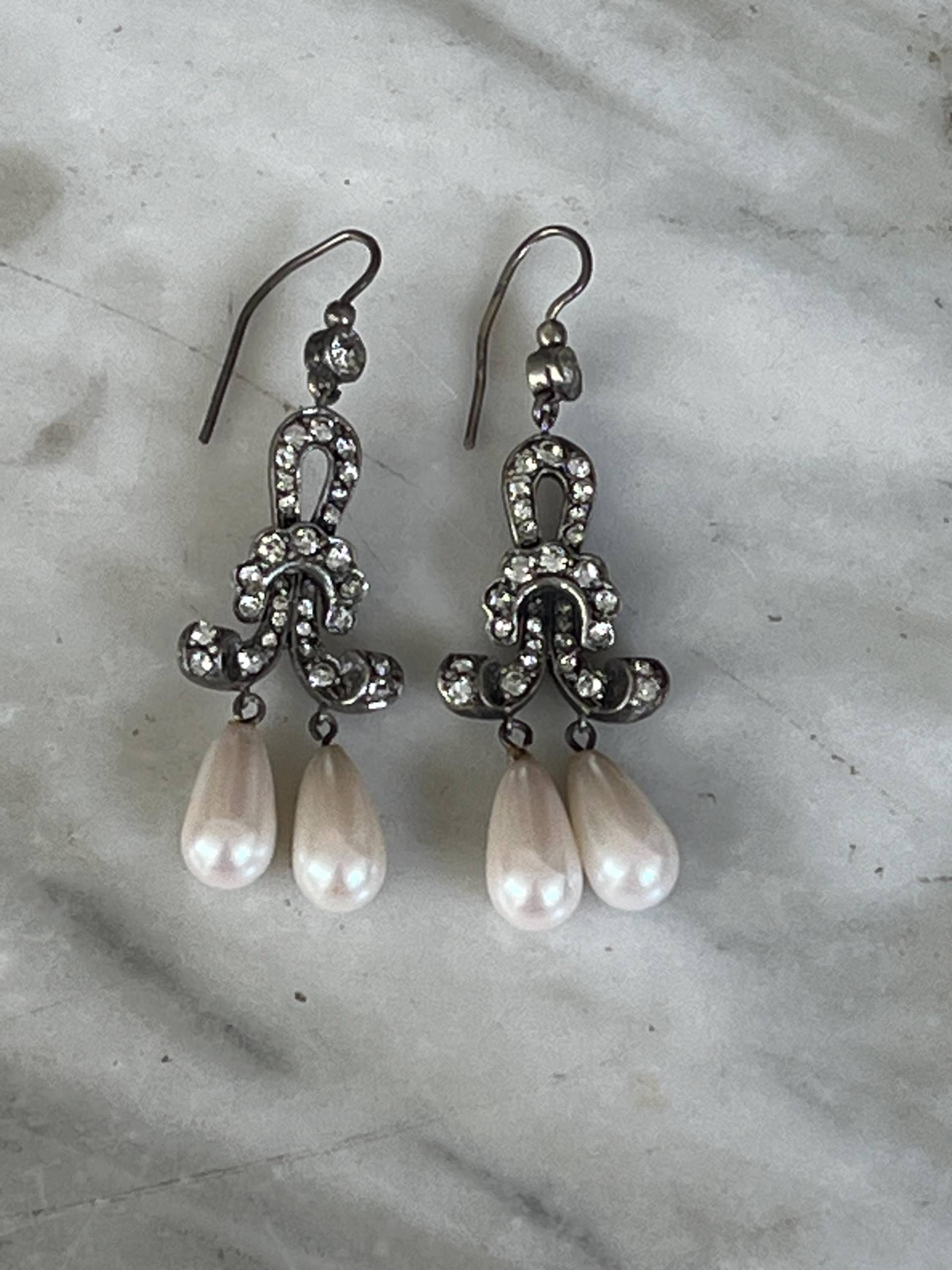 Antike Paste Und Faux Perle Silber Tropfen Ohrringe von TriciaLeonardVintage