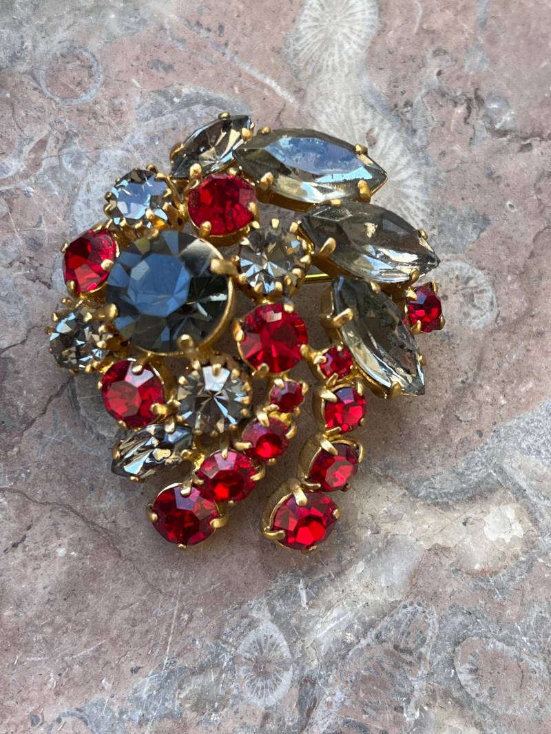 Vintage Neu Gablonz Stein Gefasste Brosche von TriciaLeonardVintage