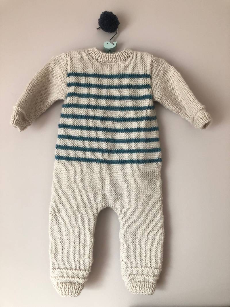 Handgestrickter Babystrampler Größe 6 Monate von TricotCheriBoutique