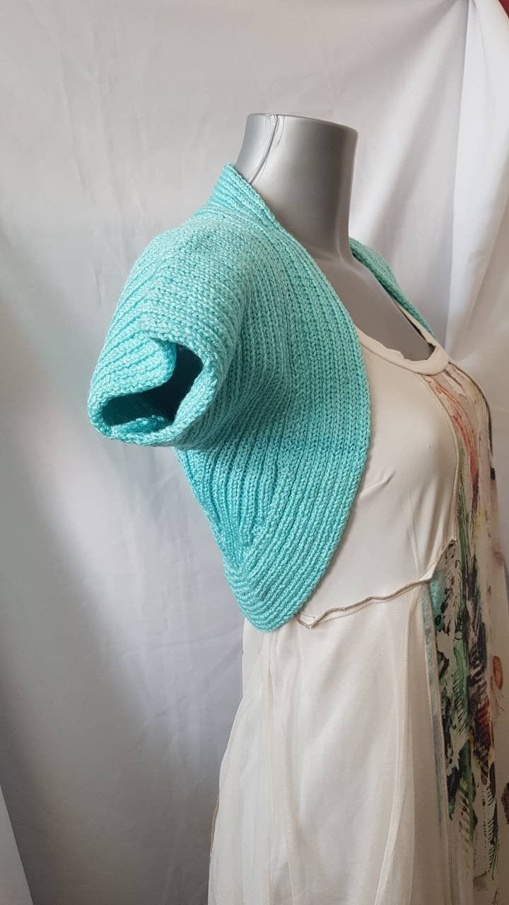 Sommerbolero Für Damen, Aus Viskose, Kurz, Kurze Ärmel, Gerippt, Blau, Größe 34/36, Handgestrickt von TricotDeBinouche