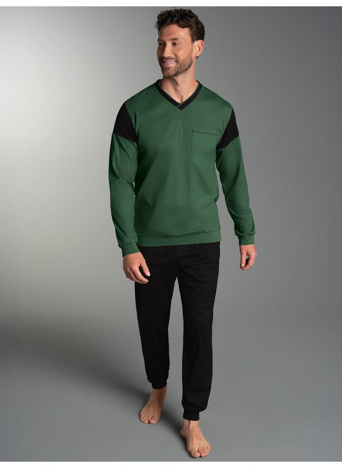 Trigema Schlafanzug TRIGEMA Schlafanzug in modischem Design (1 tlg) von Trigema