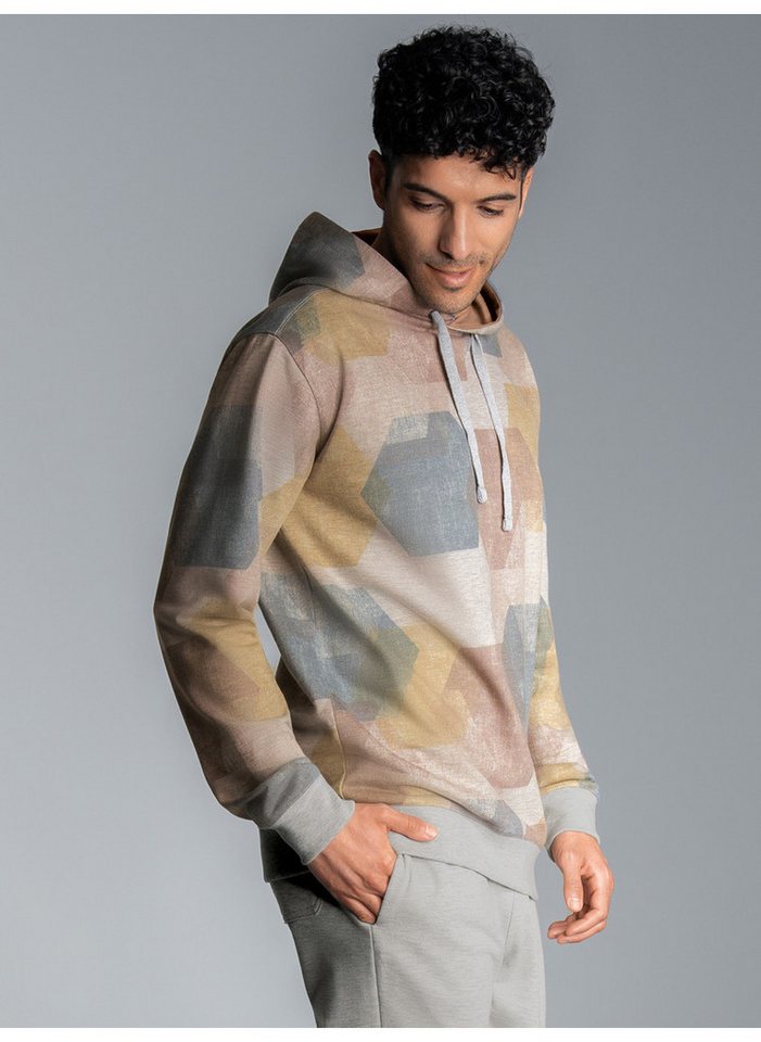 Trigema Sweatshirt TRIGEMA Hoodie mit modischem Allover-Print von Trigema