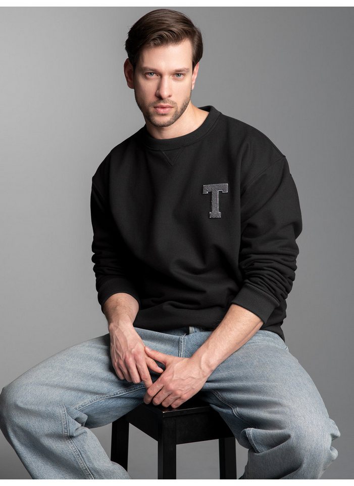 Trigema Sweatshirt TRIGEMA Sweatshirt mit modischem Patch Trigema Sweatshirt TRIGEMA Sweatshirt mit modischem Patch von Trigema