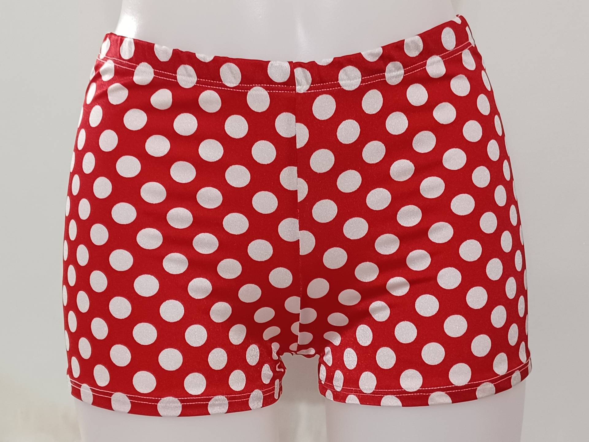 Polka Dot Booty Shorts Mid Rise Spandex Tanzen Cheer Polka Dot Booty Shorts Mid Rise Spandex Tanzen Cheer von TrinaWear