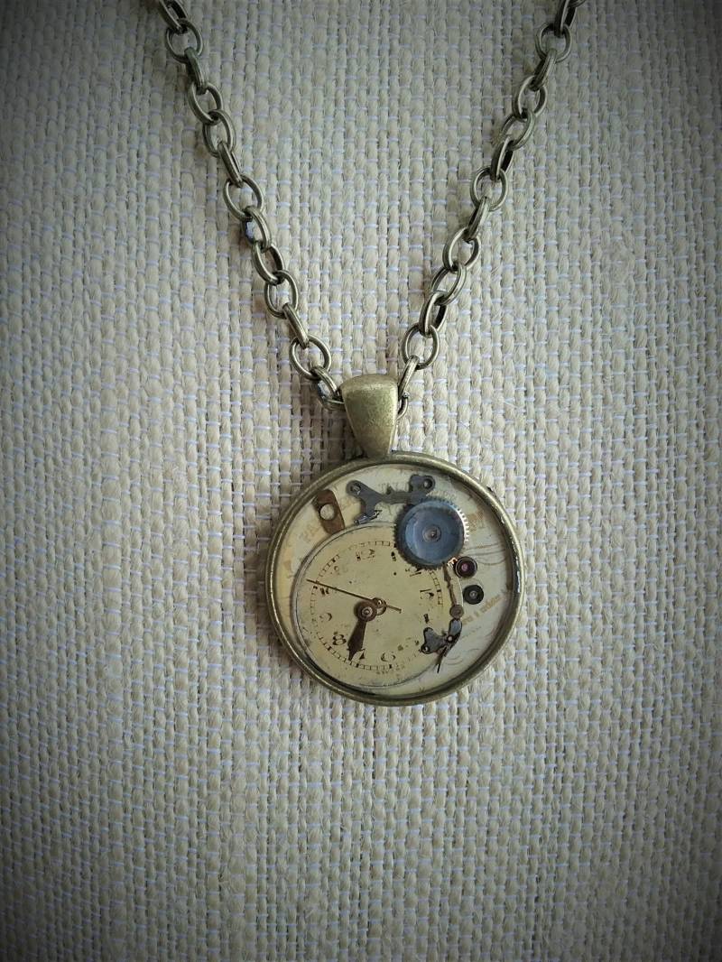 steampunk Halskette/steampunk Kostüm/Resin Halskette/Uhr Gesicht/Zahnräder von TrinketsThroughTime