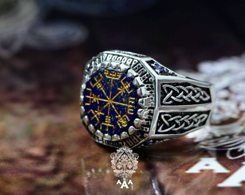 Vegvisir Ring, Das in Lapis Lazuli. Wikinger Schmuck, Sterling Silber 925 Schwarz Oxidiert von TripleAceStore