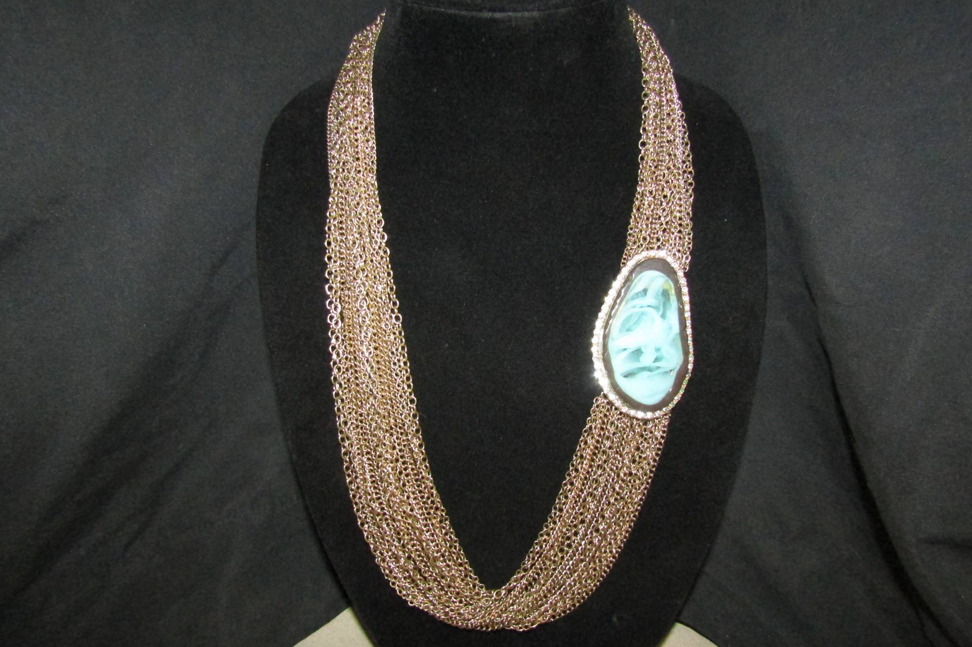 Vintage Layered Gold Ton Halskette Mit Kunststein von TripleRBoutique