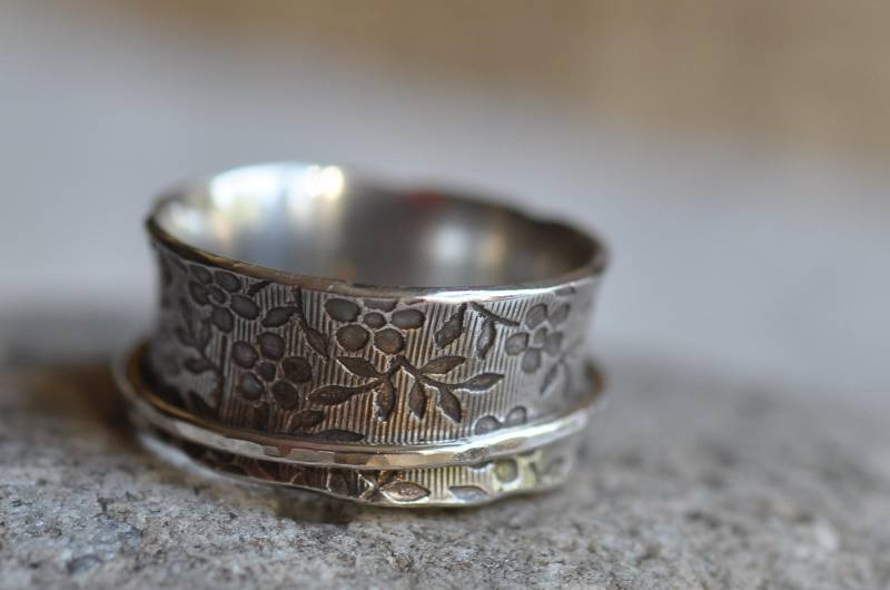 sterling Silber Blüten Spinner Ring, Handgeschmiedet sterling Silber Blüten Spinner Ring, Handgeschmiedet von TripoliAndRouge