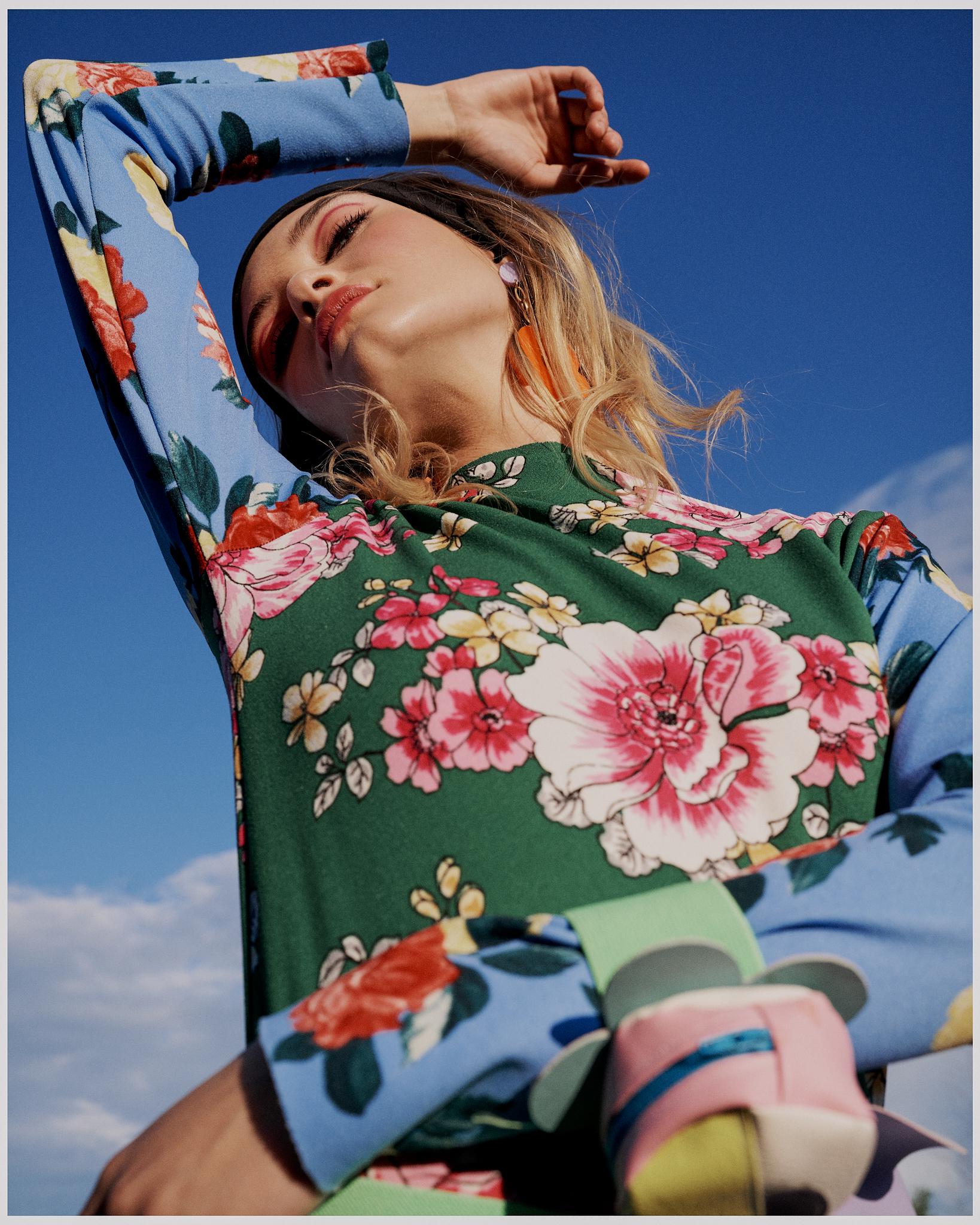 Eyeronic Flirt Blumen Body Und Rock von TrippyByVictoria
