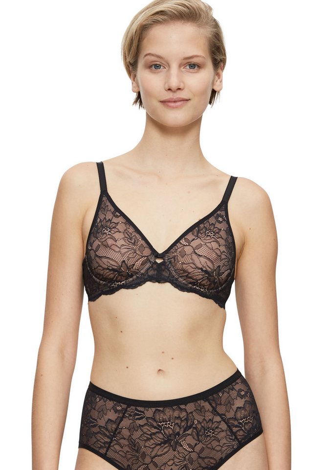 Triumph Bügel-BH Amourette Charm elegante Stretch-Spitze, weich, Cups leicht gefüttert von Triumph