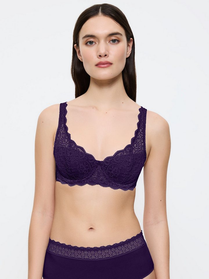 Triumph Bügel-BH Amourette halbgepolstert - zarte und glatte Unterbrustnähte von Triumph