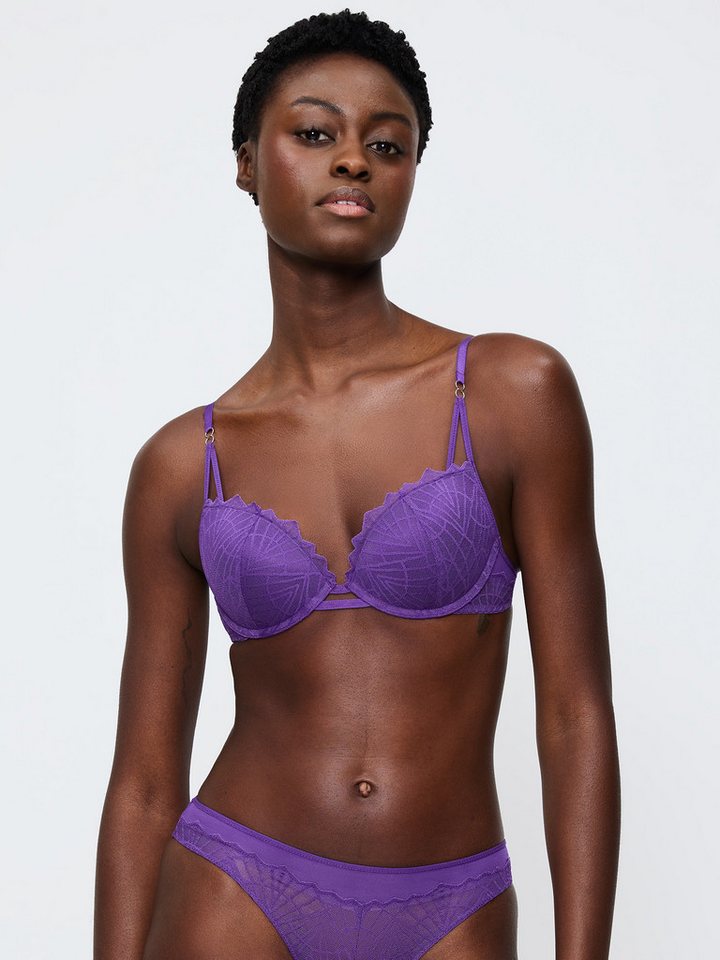 Triumph Push-up-BH That Night In Vegas grafischer Spitzendesign - Push-Up-Ausschnitt - Ringdetails von Triumph