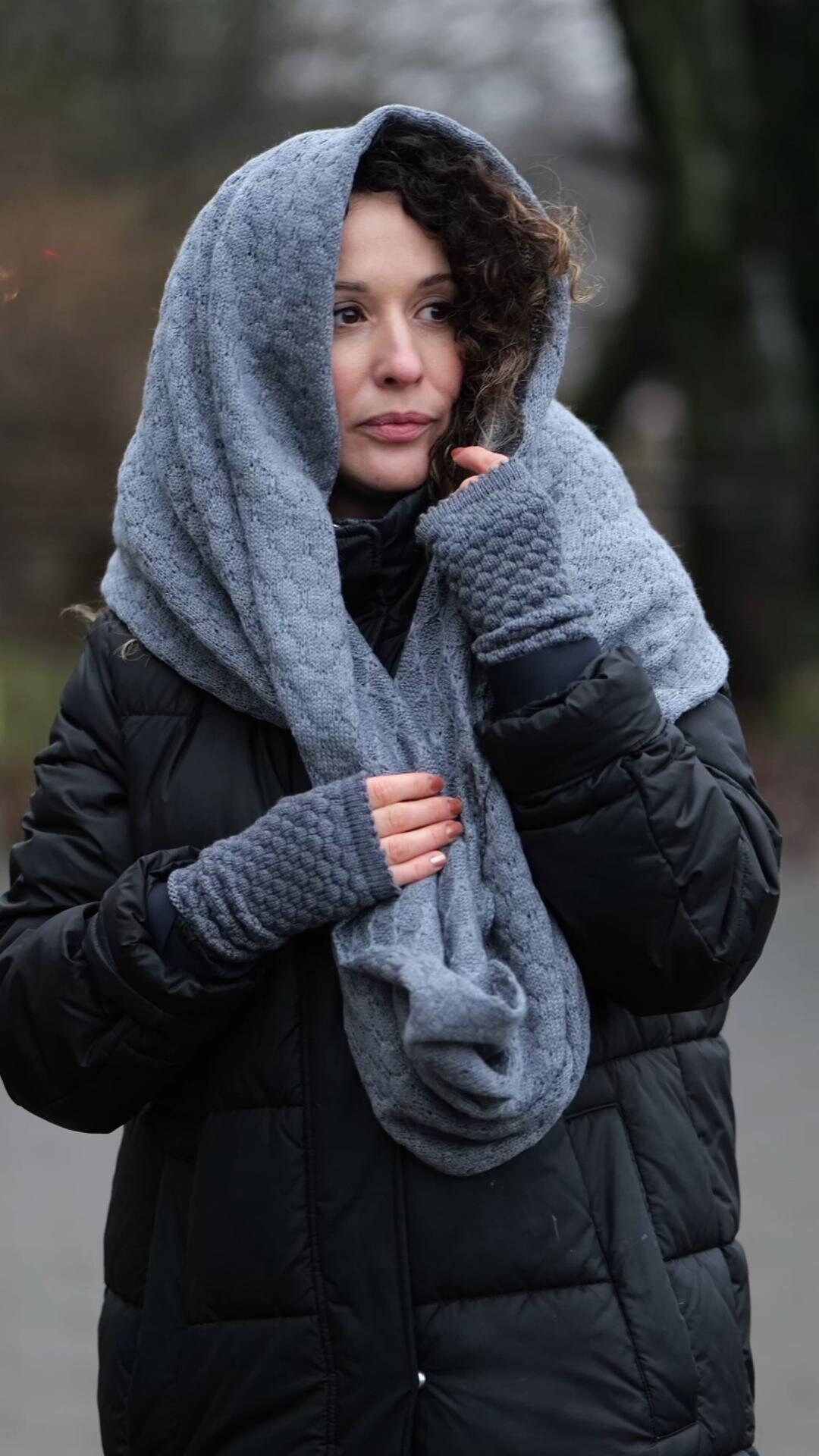 Loop Schlauchschal Mittelgrau Männerschal Accessoires Wolltuch Dreieckstuch Loopschal Strickschals Männerschals Merino Loop Schlauchschal Mittelgrau Männerschal Accessoires Wolltuch Dreieckstuch Loopschal Strickschals Männerschals Merino von TrivunaDieStrickerin