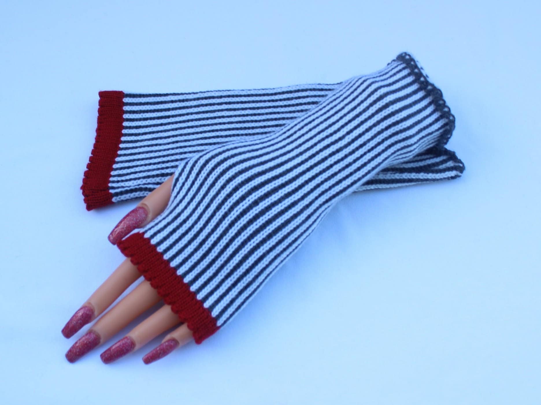 Pulswärmer Merino Armstulpen Wollstulpe Handstulpe Stulpe Strickstulpe Armwärmer Damenstulpe Fäustlinge Accessoires Handschuhe Pulswärmer Merino Armstulpen Wollstulpe Handstulpe Stulpe Strickstulpe Armwärmer Damenstulpe Fäustlinge Accessoires Handschuhe von TrivunaDieStrickerin