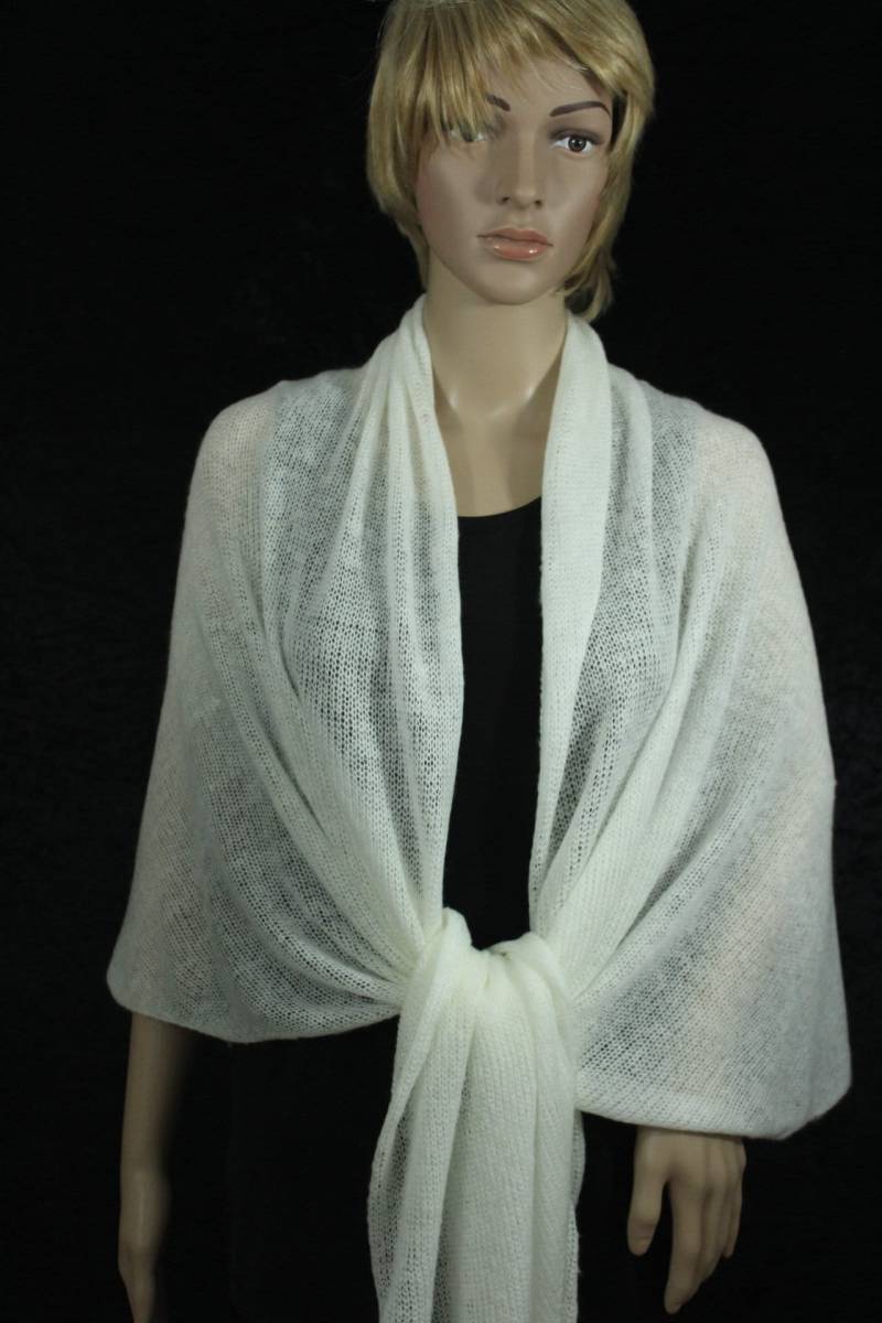 xxl Dreieckstuch Kid-Mohair Weiß Schultertuch Herrenschals Wolltuch Strickschals Stola Schals Hochzeitsstola Brautstola Tücher Strickstola xxl Dreieckstuch Kid-Mohair Weiß Schultertuch Herrenschals Wolltuch Strickschals Stola Schals Hochzeitsstola Brautstola Tücher Strickstola von TrivunaDieStrickerin
