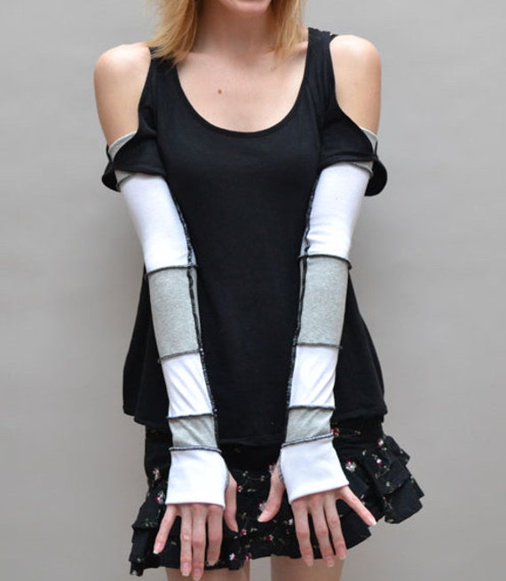 Graue Armstulpen Rote von TrixyXchangeDotCom