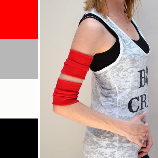 Roller Derby Armmanschetten Workout Handgelenkbänder Wrestler Outfit Mädchen Herren Baumwolle Rot Grau Weiß Schwarz - Trixy Xchange von TrixyXchangeDotCom