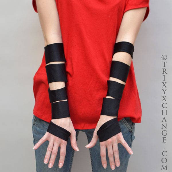 Zerrissene Armstulpen Shiny Black Oil Slick Post Apocalyptic Cosplay Kostüm Anime Handschuhe Fischnetz Cyber Goth - Trixy Xchange von TrixyXchangeDotCom