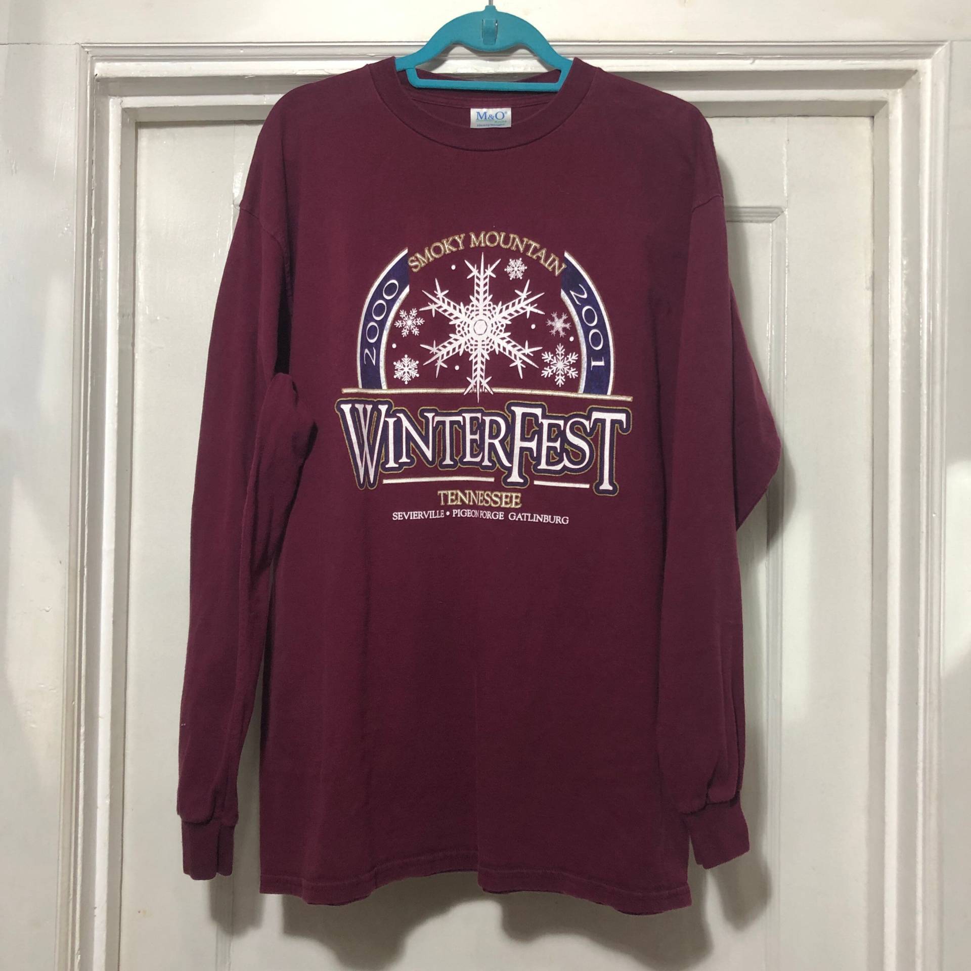 Vintage Winterfest 2000-2001 Langarm T-Shirt Vintage Winterfest 2000-2001 Langarm T-Shirt von TroglodyteVintage