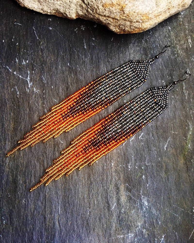 Lange Perlen Glasperlen Fransen Statement Ombré Ohrringe Schillernde Metall Grau Orange Gold Duster Boho South Western Geschenk Lange Perlen Glasperlen Fransen Statement Ombré Ohrringe Schillernde Metall Grau Orange Gold Duster Boho South Western Geschenk von TropicalFusionTreats