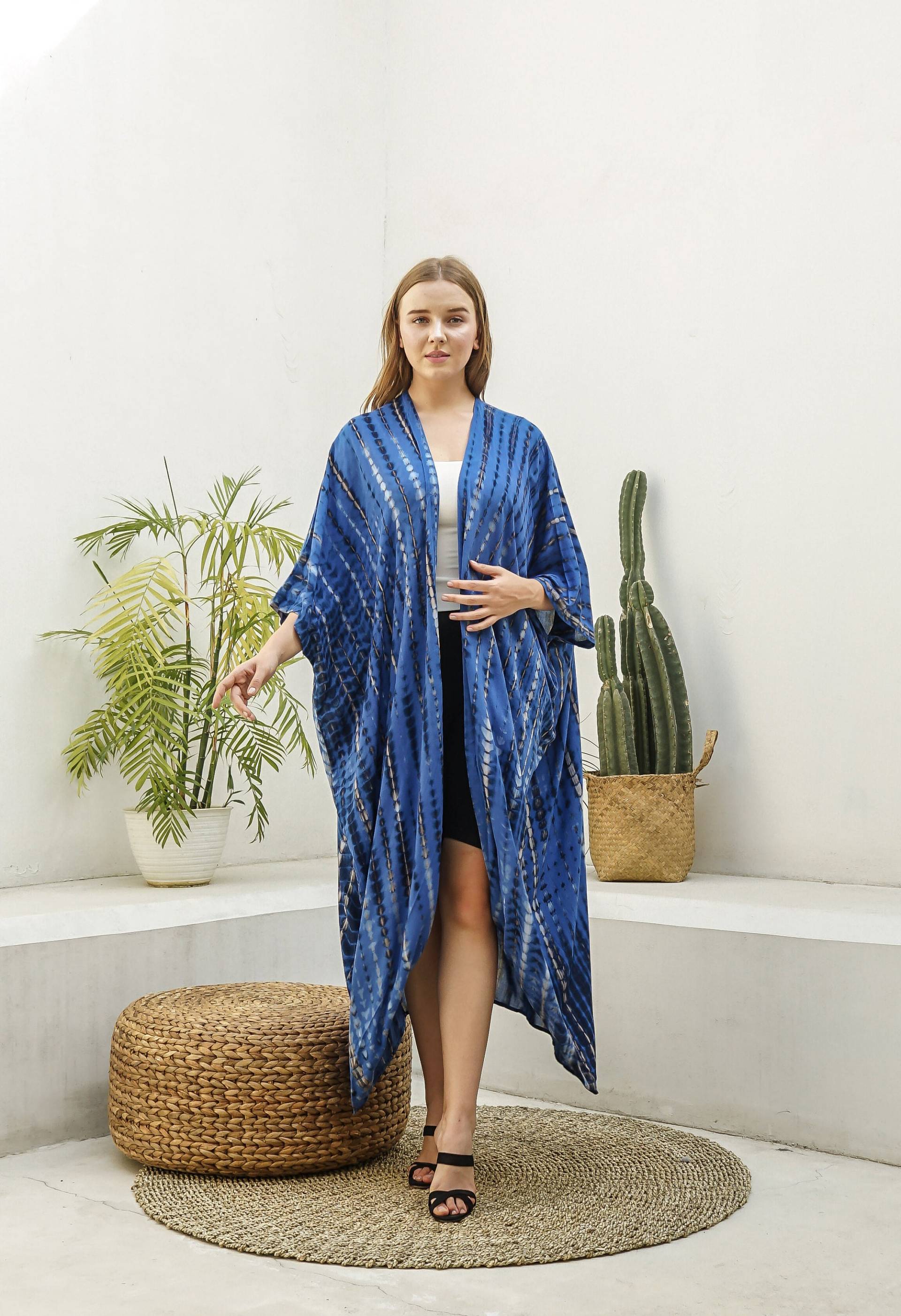 Kimono Gefärbte Robe, Ki01-Td03 Kimono, Krawattenfarbe Cover Up, Stylisch, Elegant, Strandhülle, Lockerer von TropisDesigns