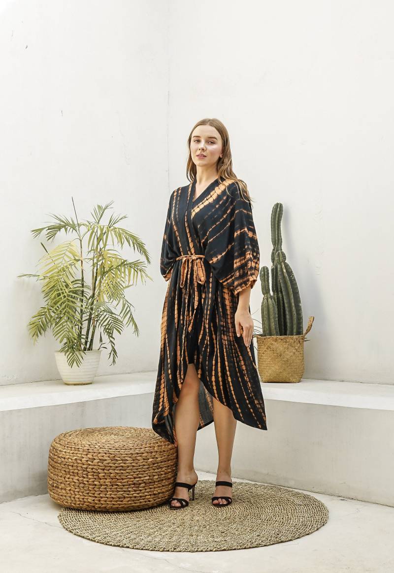 Kimono Gefärbte Robe, Ki01-Td05 Kimono, Krawattenfarbe Cover Up, Stylisch, Elegant, Strandhülle, Lockerer Kimono Gefärbte Robe, Ki01-Td05 Kimono, Krawattenfarbe Cover Up, Stylisch, Elegant, Strandhülle, Lockerer von TropisDesigns